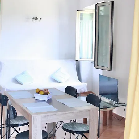 Indipendente Vicino Al Mare أولبيا